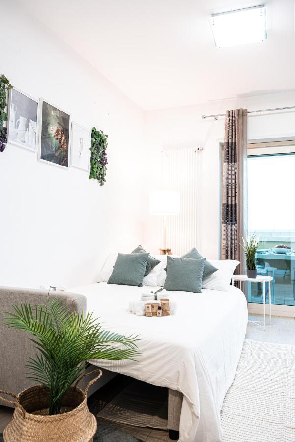 Apulialux - Elegant Apartment Con Netflix Bari Exterior foto